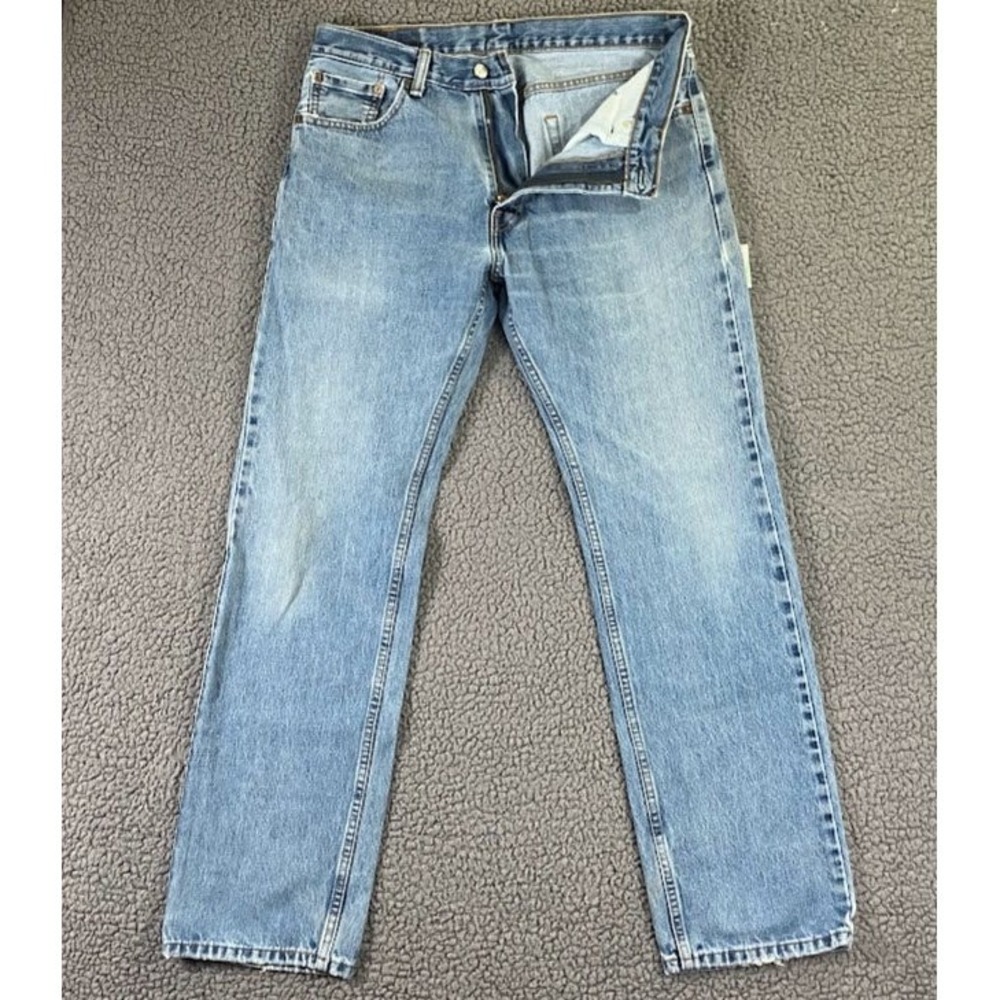Levis 505 Regular Fit Straight Leg Jeans Light Wash Blue Mens 33x32 Distressed - Picture 1 of 11